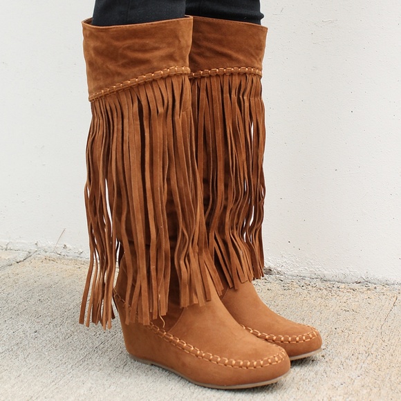 Nature Breeze Shoes Bridget4 Womens Fringe Boots With Hidden Wedge